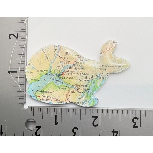 Vintage Whale Shaped Alaska Map Christmas Tree Ornament Anchorage - Picture 3 of 6